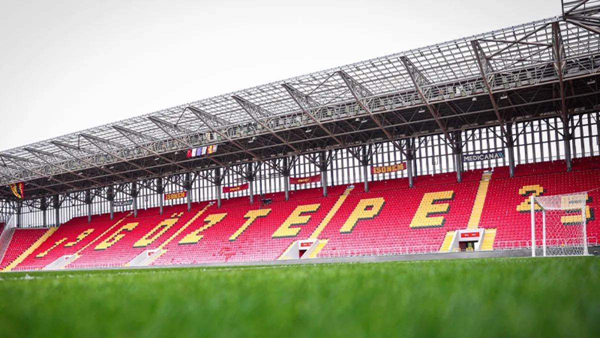 CANLI YAYIN | Göztepe – Trabzonspor özel maçı! İsmail Köybaşı jübile yapıyor
